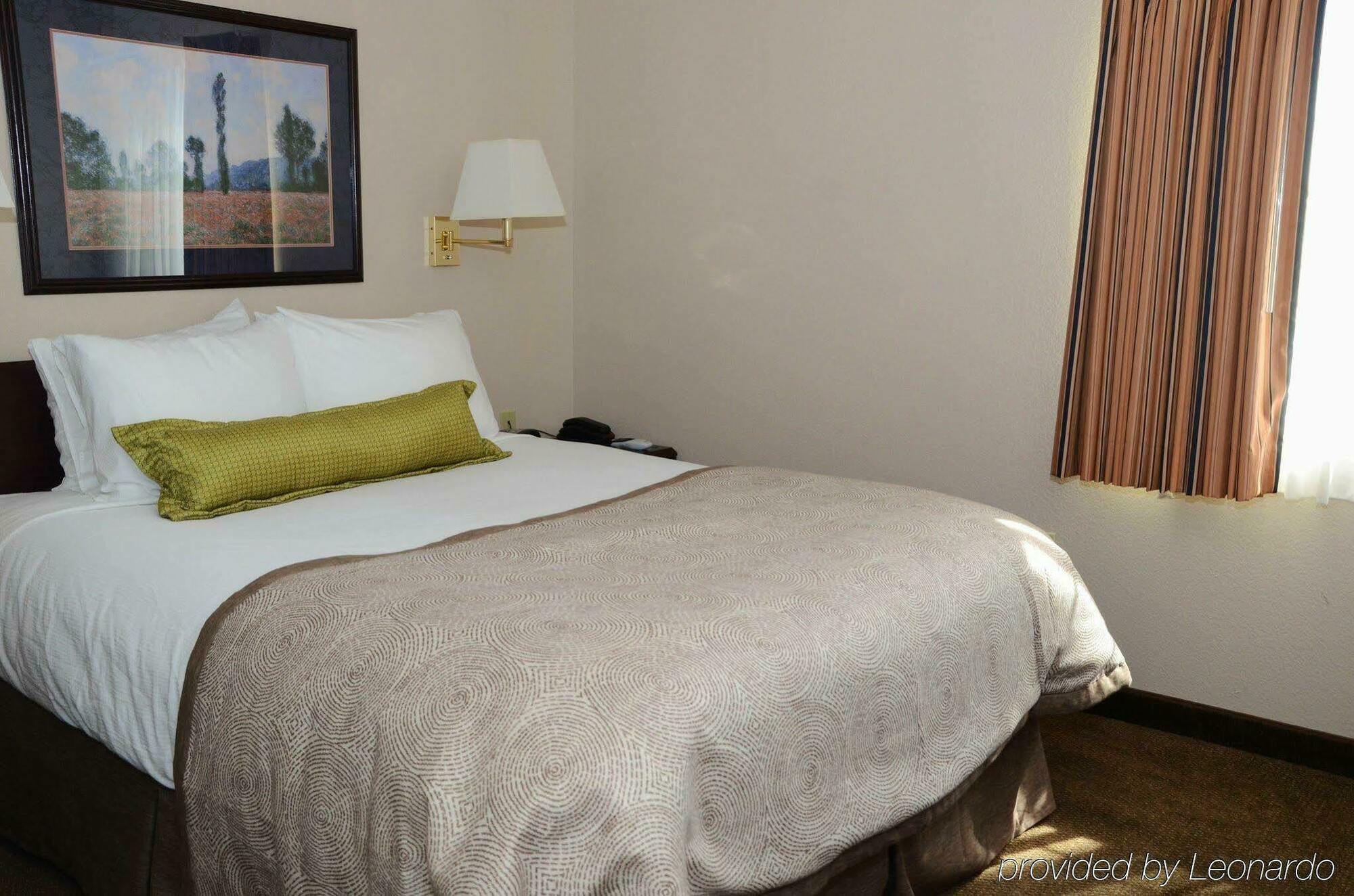 Candlewood Suites Hopewell By Ihg Exterior photo